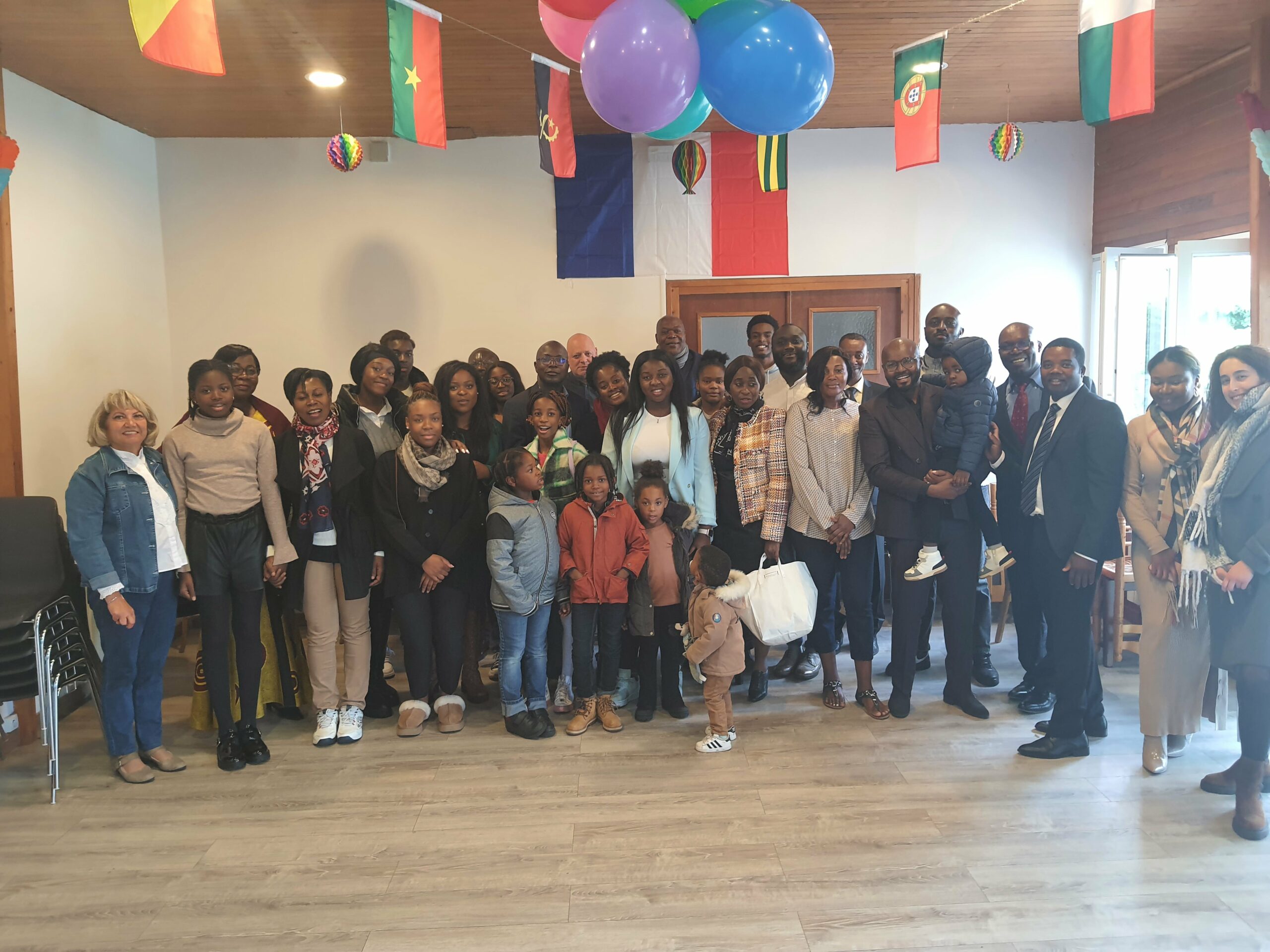 Photo de groupe des membres de l'église